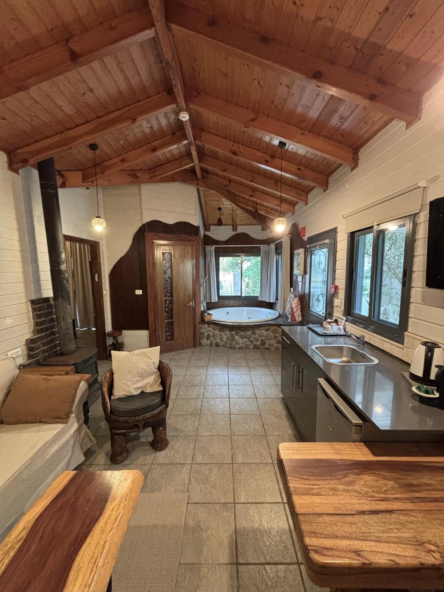 Kesem Bagolan Villa Had Nes Exterior foto